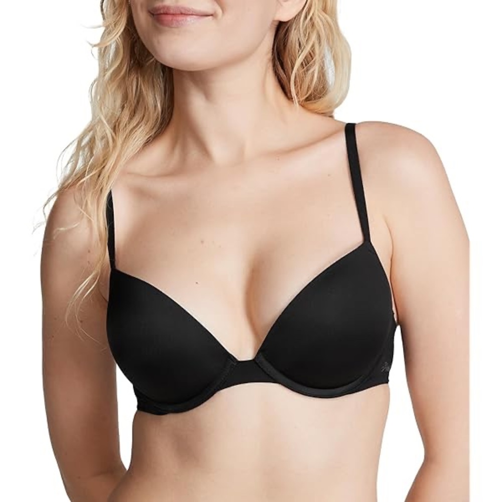 Victoria Secret Wear Everywhere push up bra